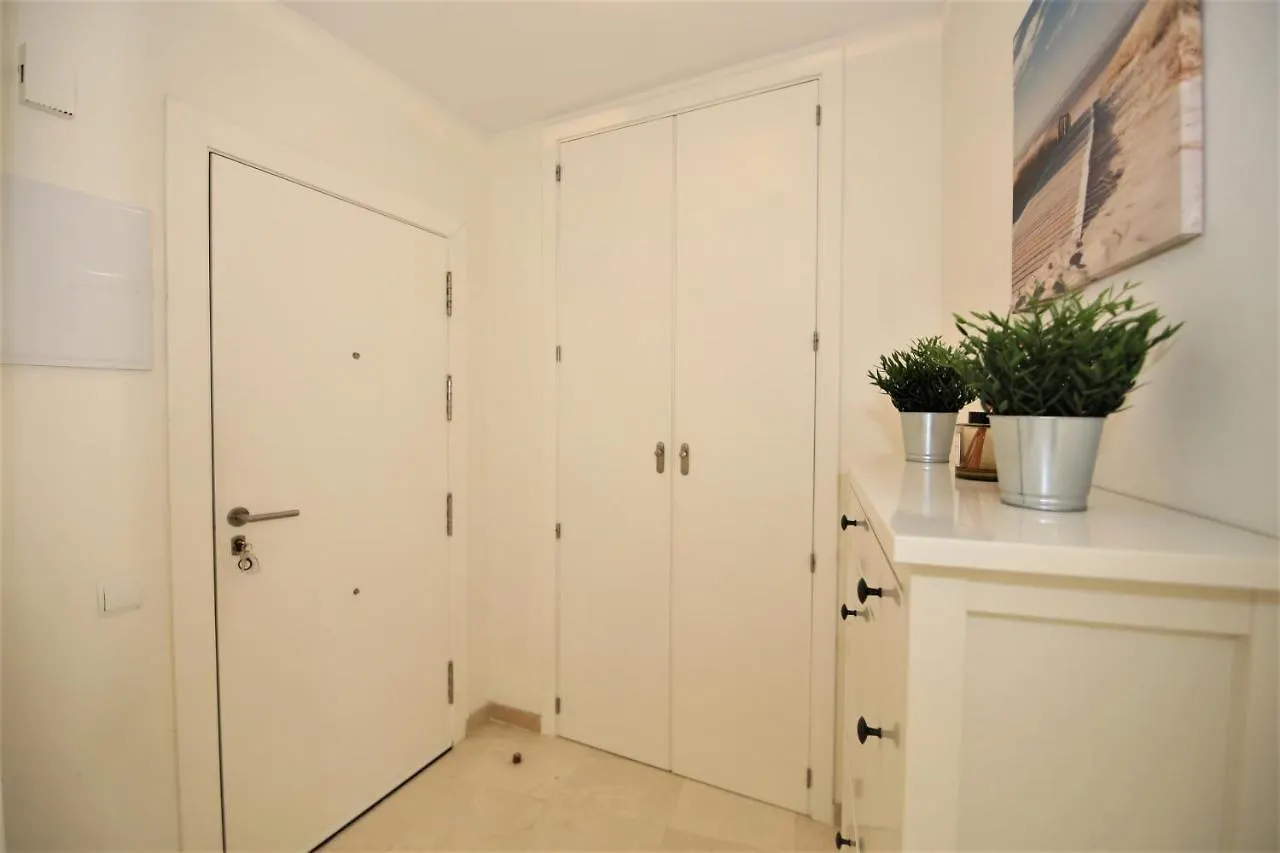 Apartment Greta Estepona 0*,